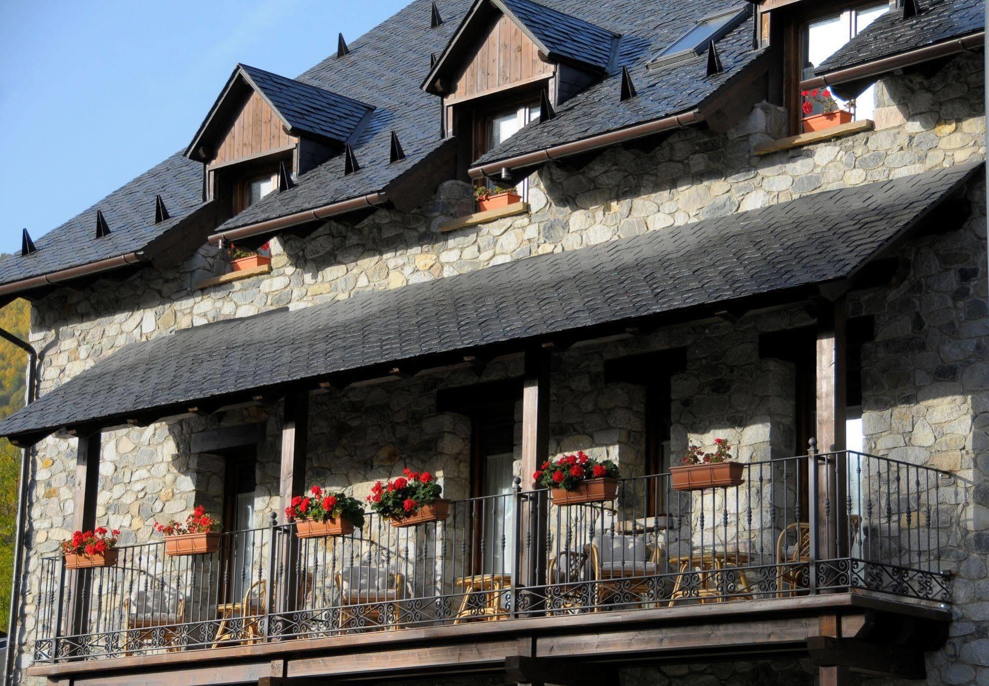 Hotel Casa Arcas Vilanova i la Geltrú Extérieur photo