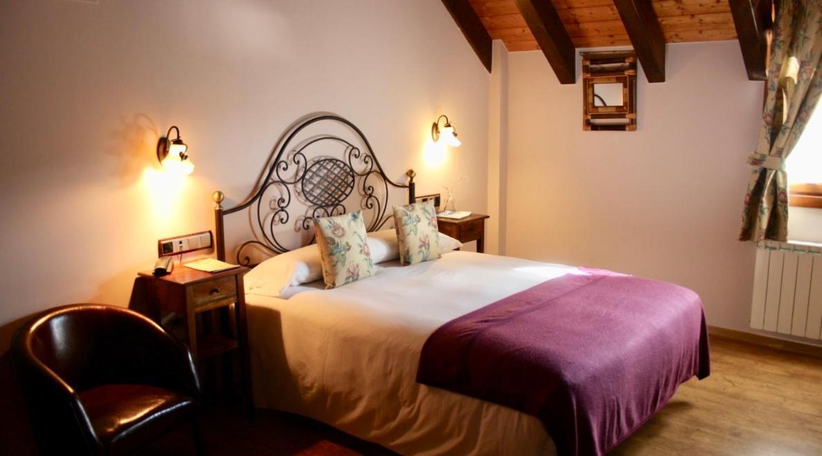 Hotel Casa Arcas Vilanova i la Geltrú Extérieur photo